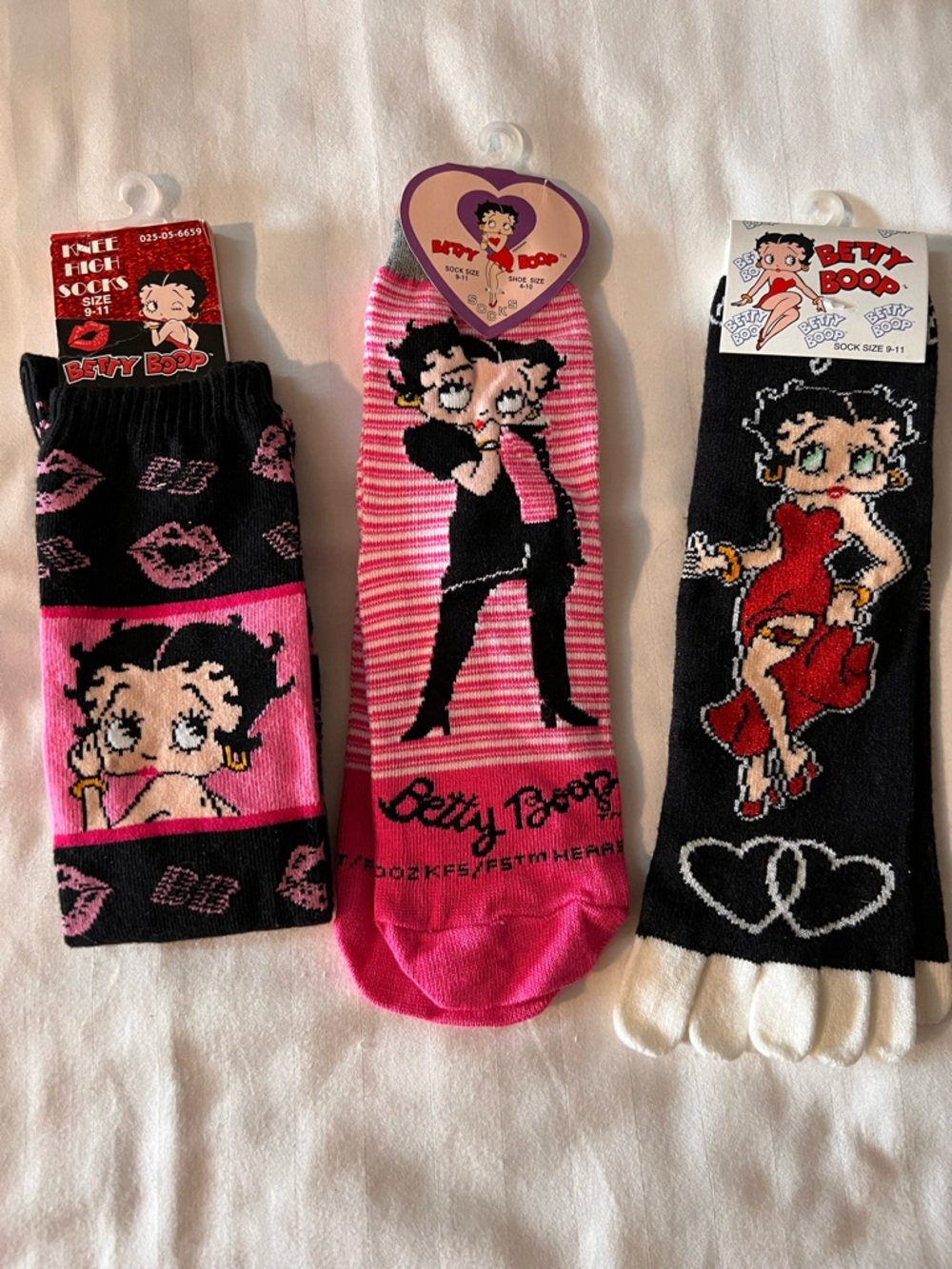 Betty Boop Socks  sock size 9-11 (3 pairs - assorted styles)